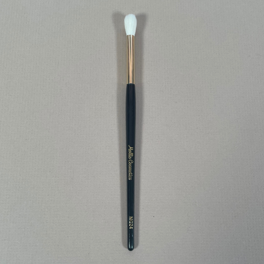 MC24 - Eyeshadow Blending Brush